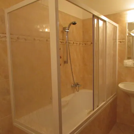 فندق بيغاس 4*